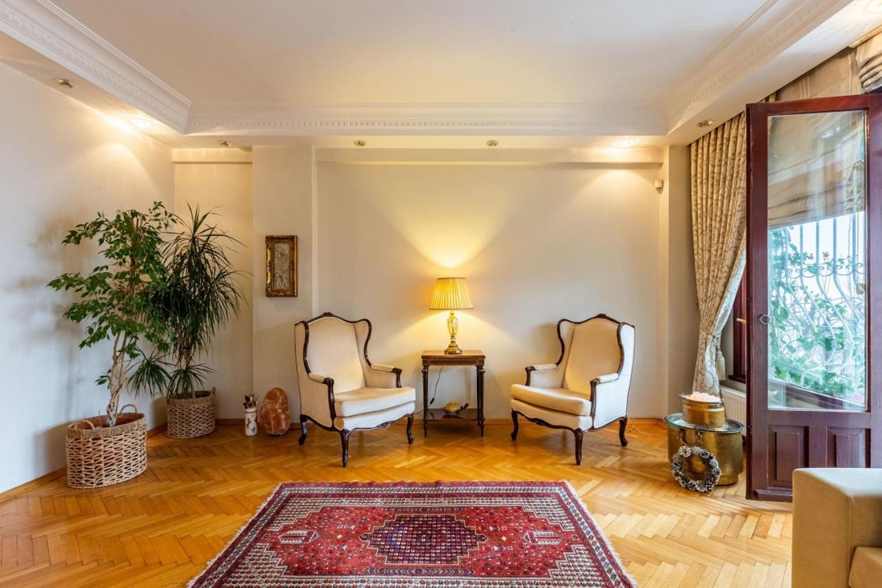Flat Near Bosphorus Coast With View In Uskudar Appartement Istambul